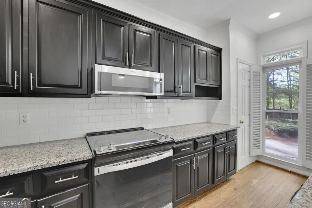 2588 Oakwood WAY SE Smyrna, GA 30080