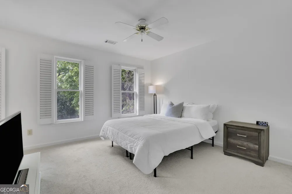 2588 Oakwood WAY SE Smyrna, GA 30080