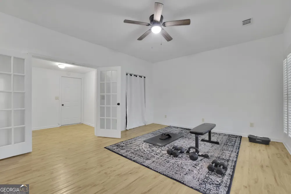 2588 Oakwood WAY SE Smyrna, GA 30080