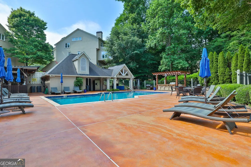 2588 Oakwood WAY SE Smyrna, GA 30080