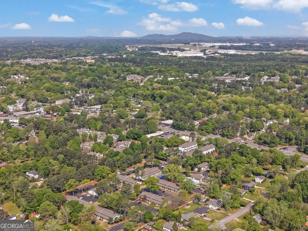 2588 Oakwood WAY SE Smyrna, GA 30080