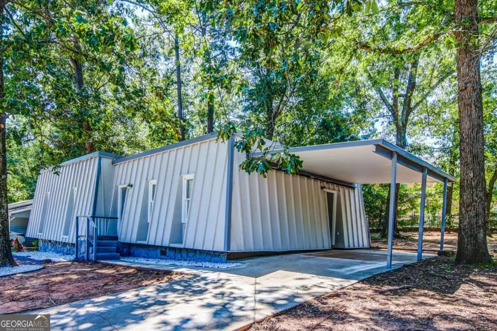 1764 Big Horn CT SE Conyers, GA 30013