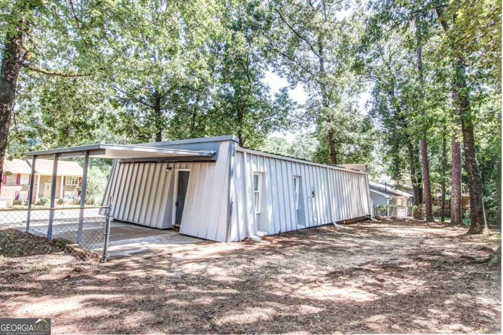 1764 Big Horn CT SE Conyers, GA 30013