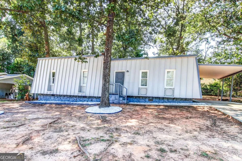 1764 Big Horn CT SE Conyers, GA 30013