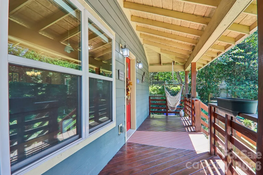 137 Sulphur Springs Road Asheville, NC 28806