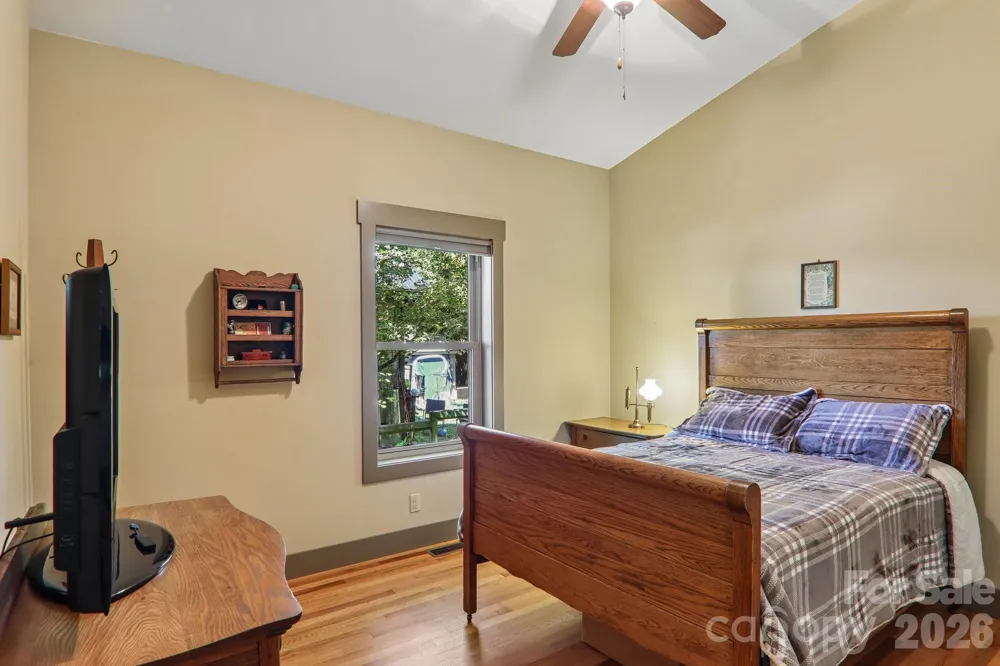 137 Sulphur Springs Road Asheville, NC 28806