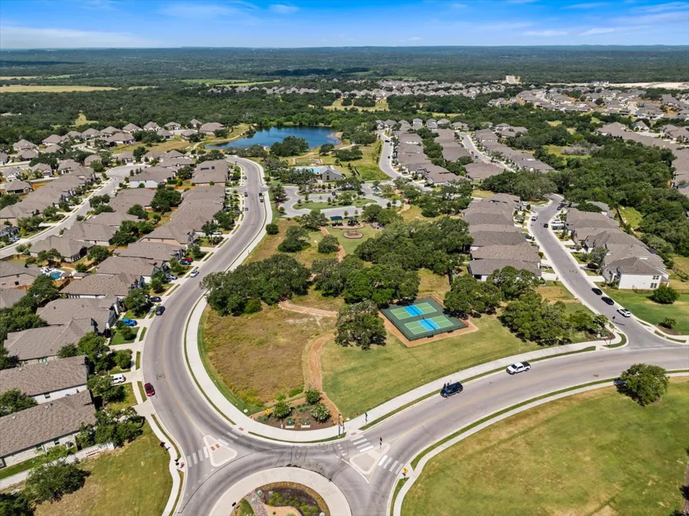 315 Seaside Sparrow Way Kyle, TX 78640