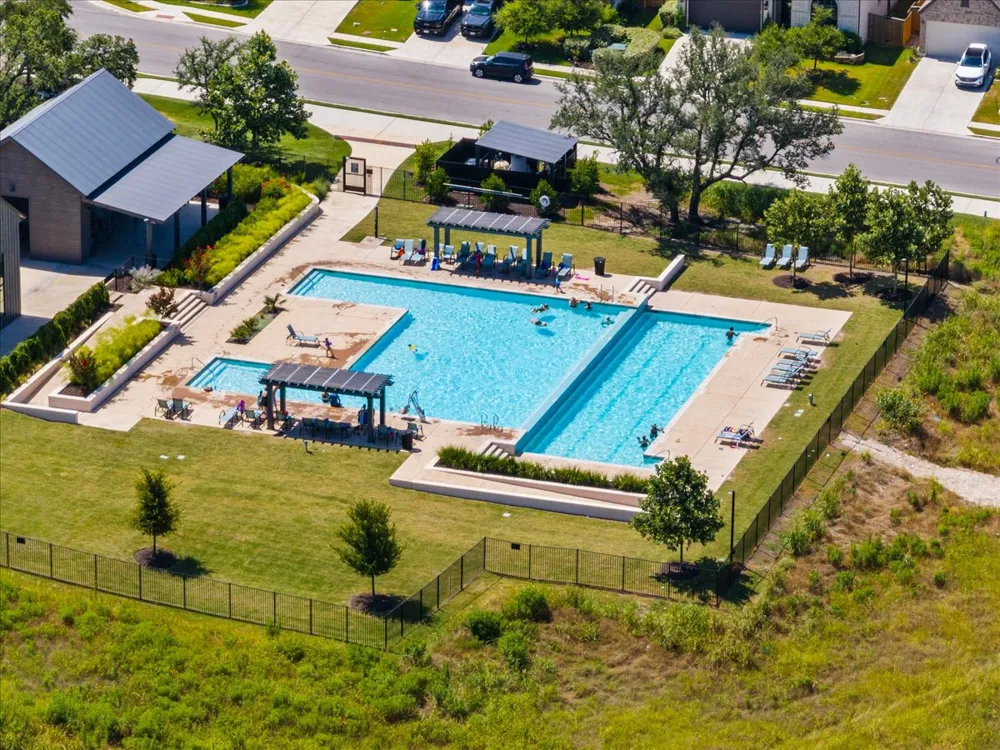 315 Seaside Sparrow Way Kyle, TX 78640