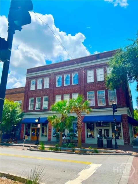 321 W Broughton Street #8