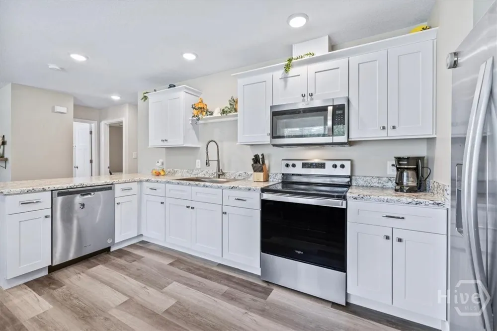 305 E fourth Street Springfield, GA 31329