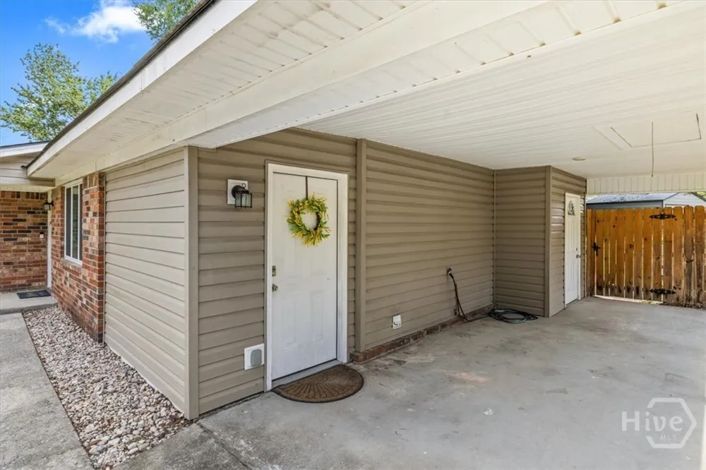 305 E fourth Street Springfield, GA 31329