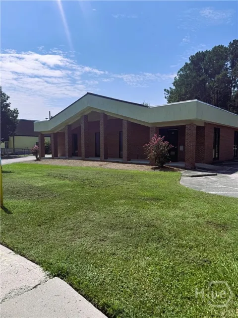 123 E General Screven Way