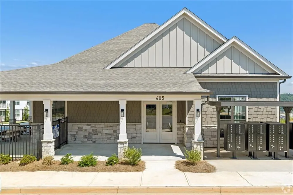 532 Crown Ridge Drive Emerson, GA 30120