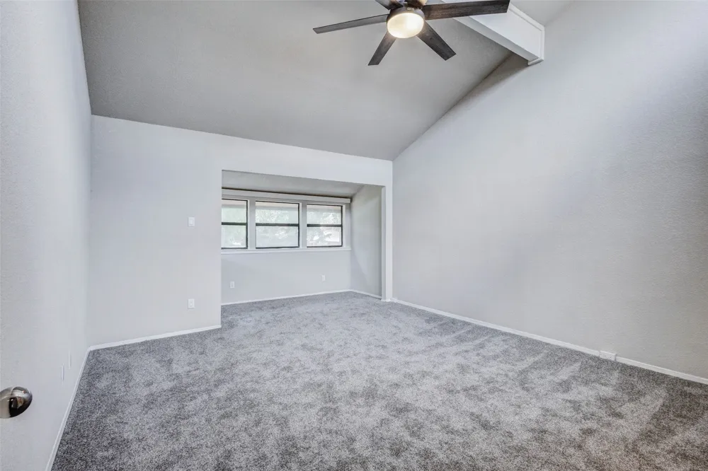 3161 Golden Oak Farmers Branch, TX 75234