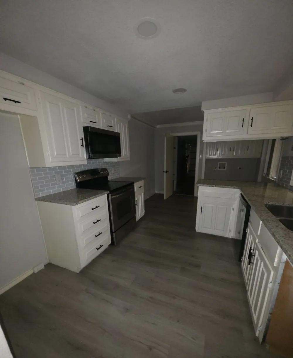 3161 Golden Oak Farmers Branch, TX 75234