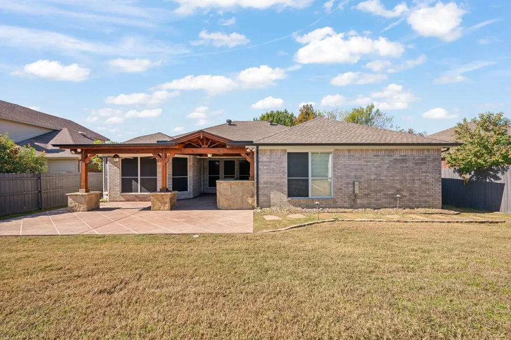 7103 Camp Creek Drive Arlington, TX 76002