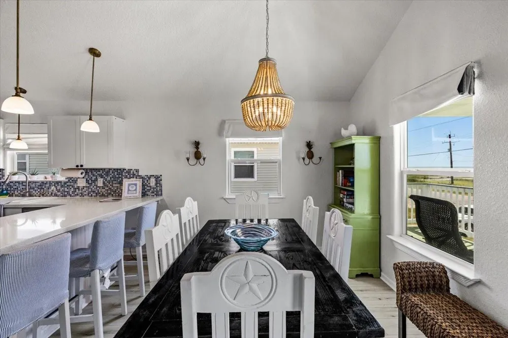 2927 Blue Water Highway Surfside Beach, TX 77541