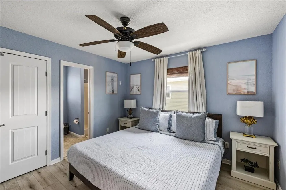 2927 Blue Water Highway Surfside Beach, TX 77541