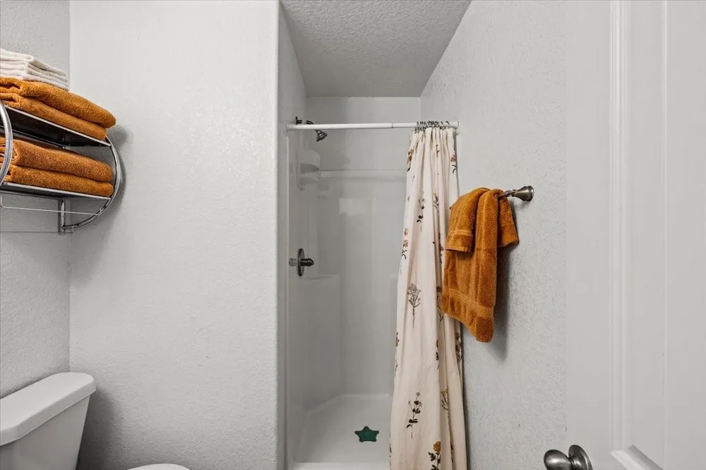 2927 Blue Water Highway Surfside Beach, TX 77541