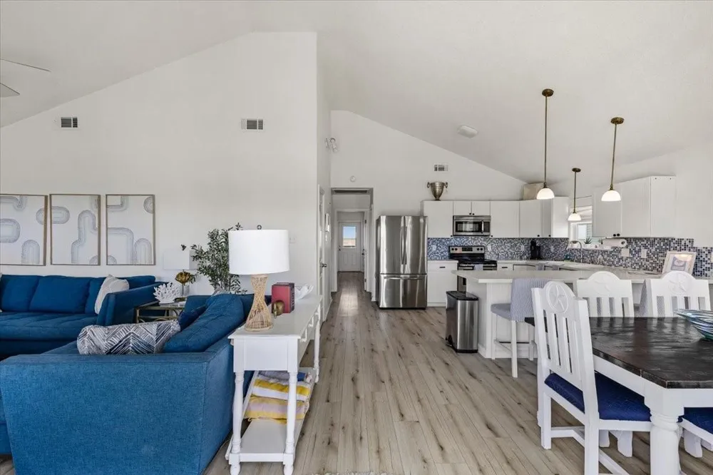 2927 Blue Water Highway Surfside Beach, TX 77541