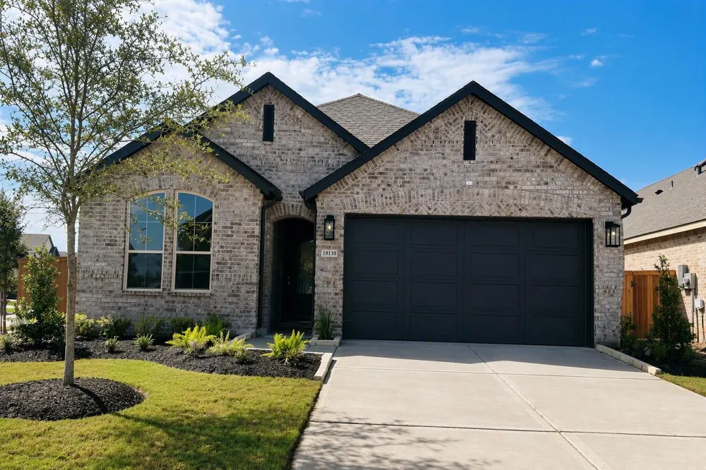 18130 Sunlit Oasis Drive Webster, TX 77598