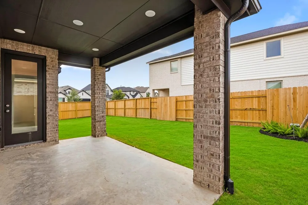18130 Sunlit Oasis Drive Webster, TX 77598