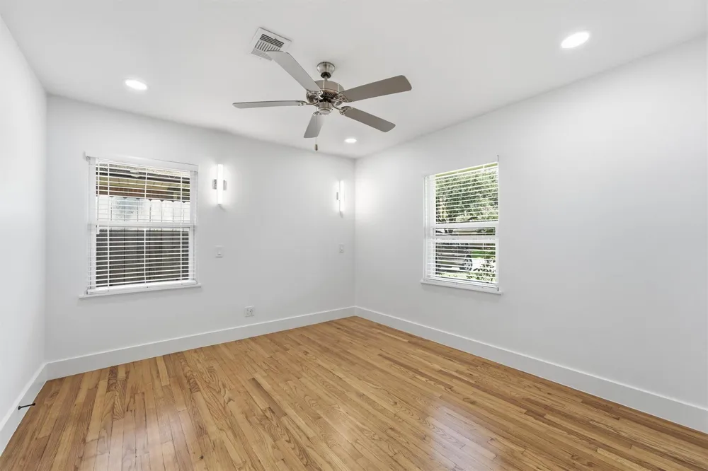 2014 Woodcrest Drive Houston, TX 77018