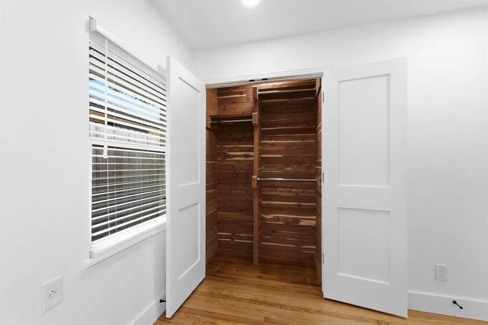 2014 Woodcrest Drive Houston, TX 77018