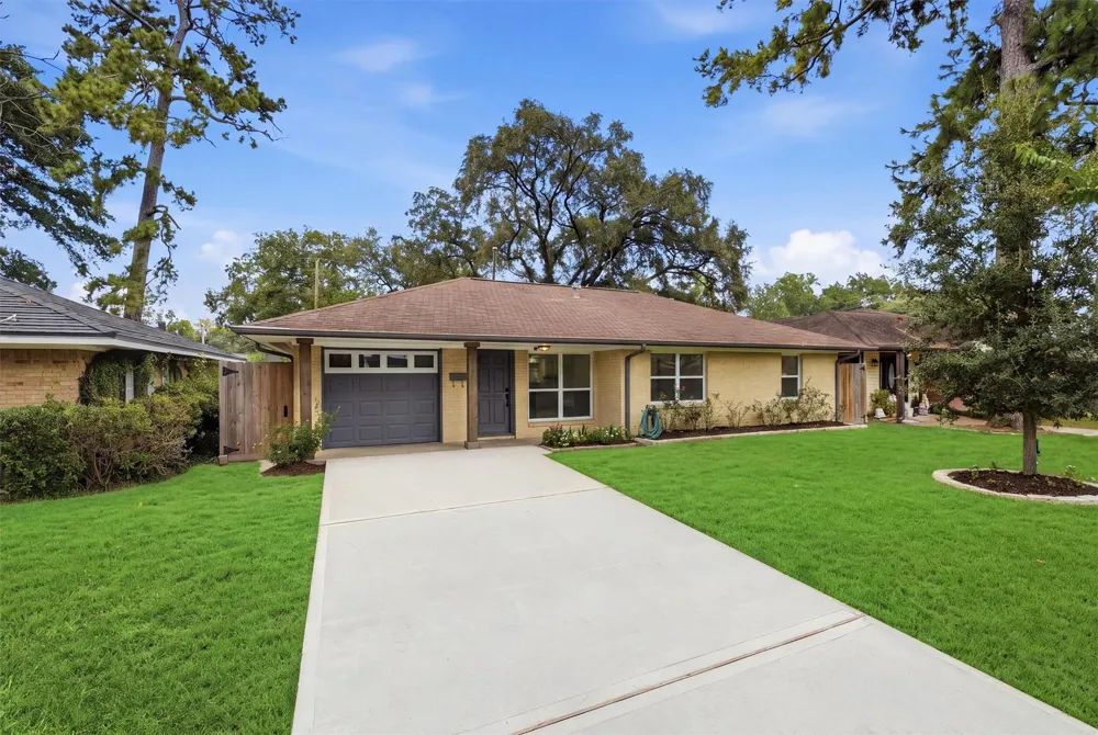 2014 Woodcrest Drive Houston, TX 77018