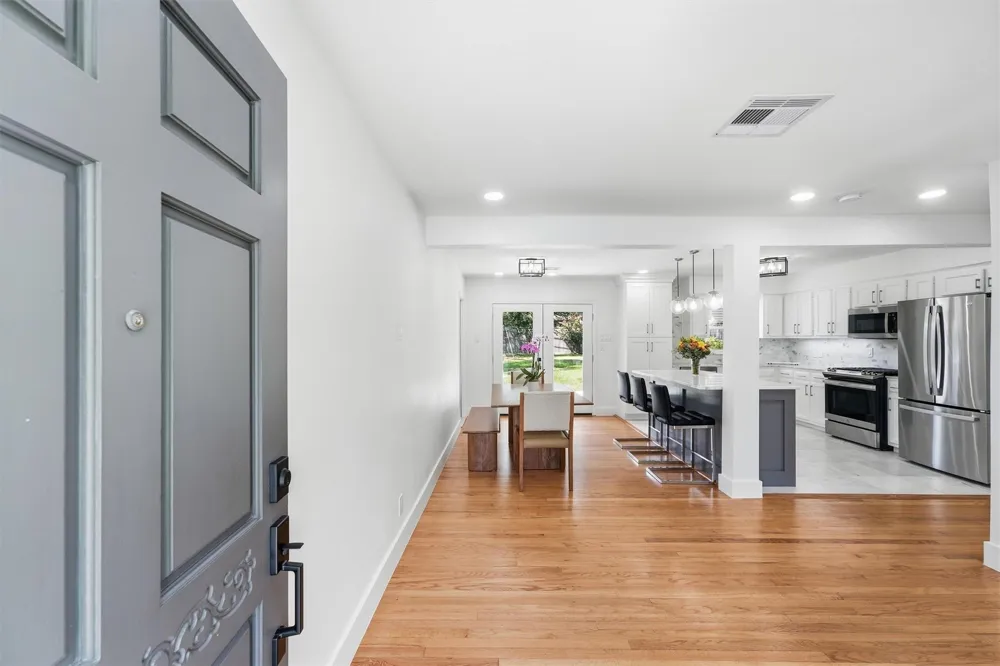 2014 Woodcrest Drive Houston, TX 77018