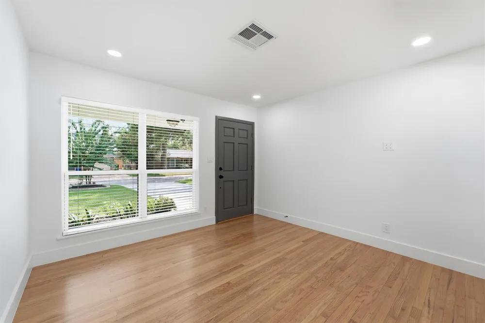 2014 Woodcrest Drive Houston, TX 77018