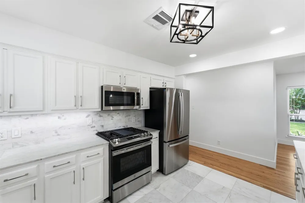 2014 Woodcrest Drive Houston, TX 77018