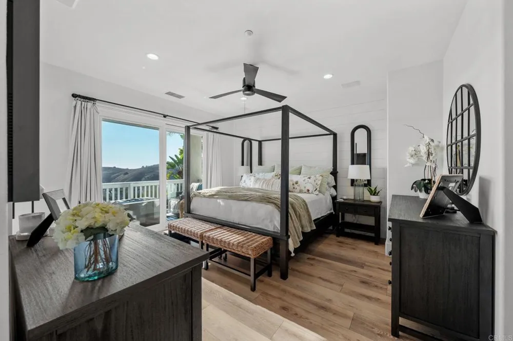 2044 Costero Hermoso San Clemente, CA 92673