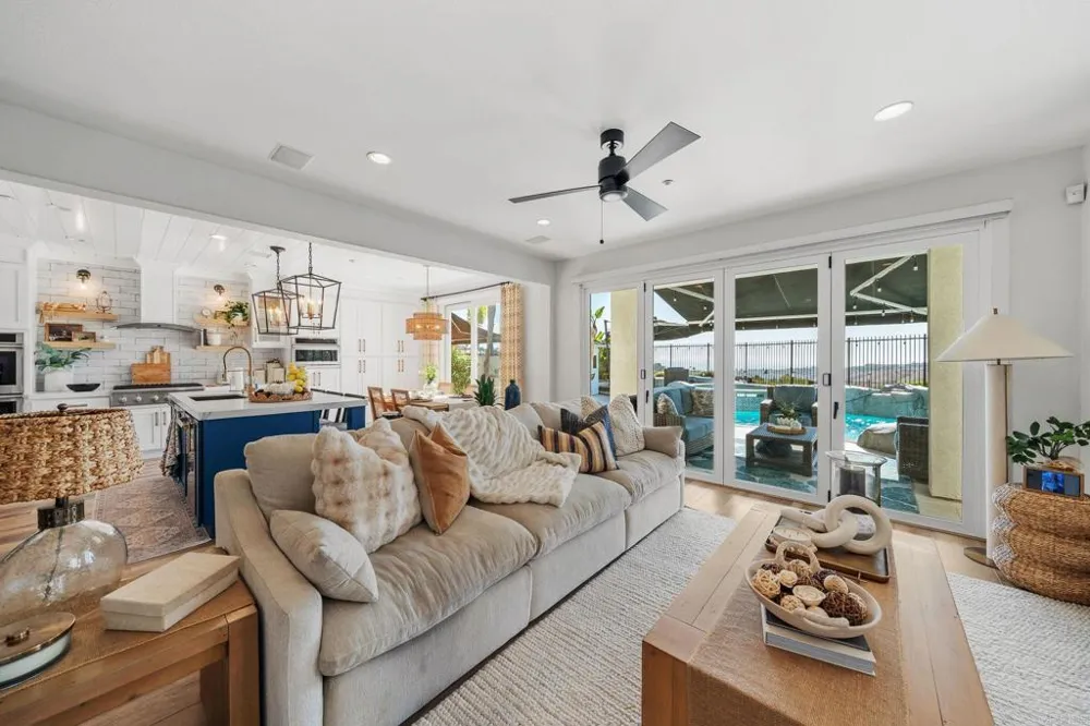 2044 Costero Hermoso San Clemente, CA 92673