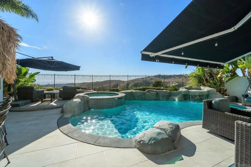 2044 Costero Hermoso San Clemente, CA 92673