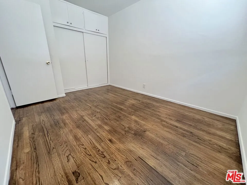 10303 Palms Boulevard #5 Los Angeles, CA 90034