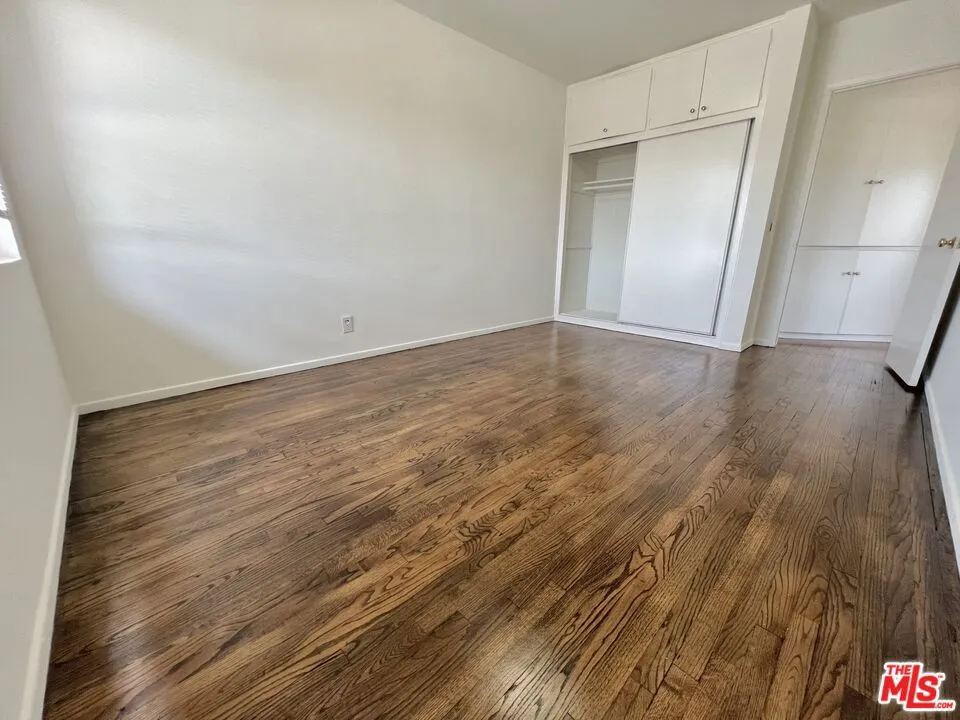 10303 Palms Boulevard #5 Los Angeles, CA 90034