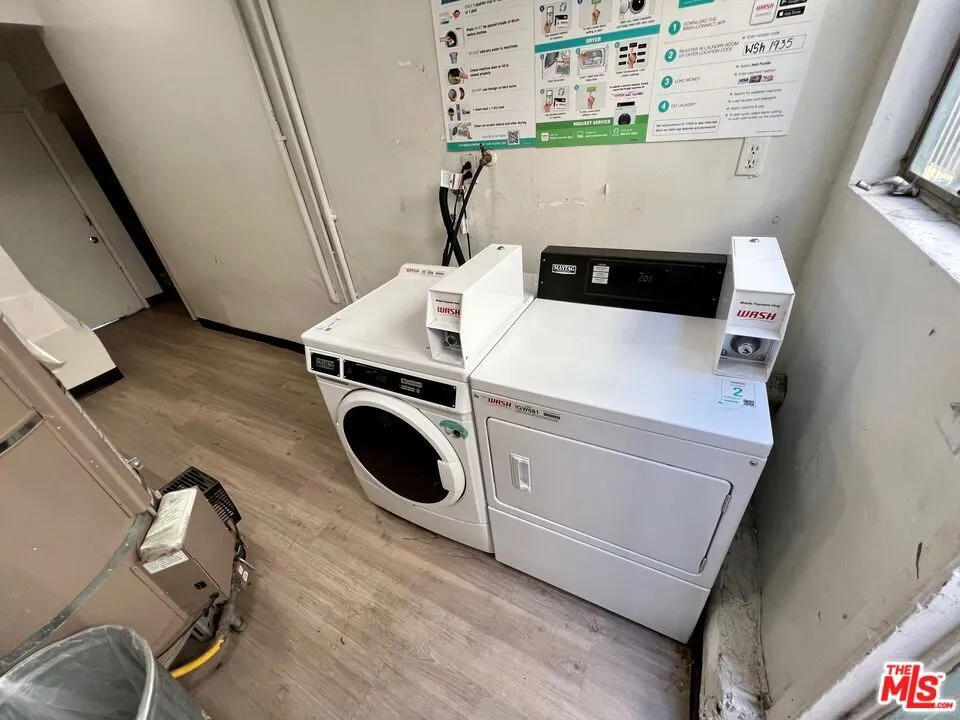 10303 Palms Boulevard #5 Los Angeles, CA 90034