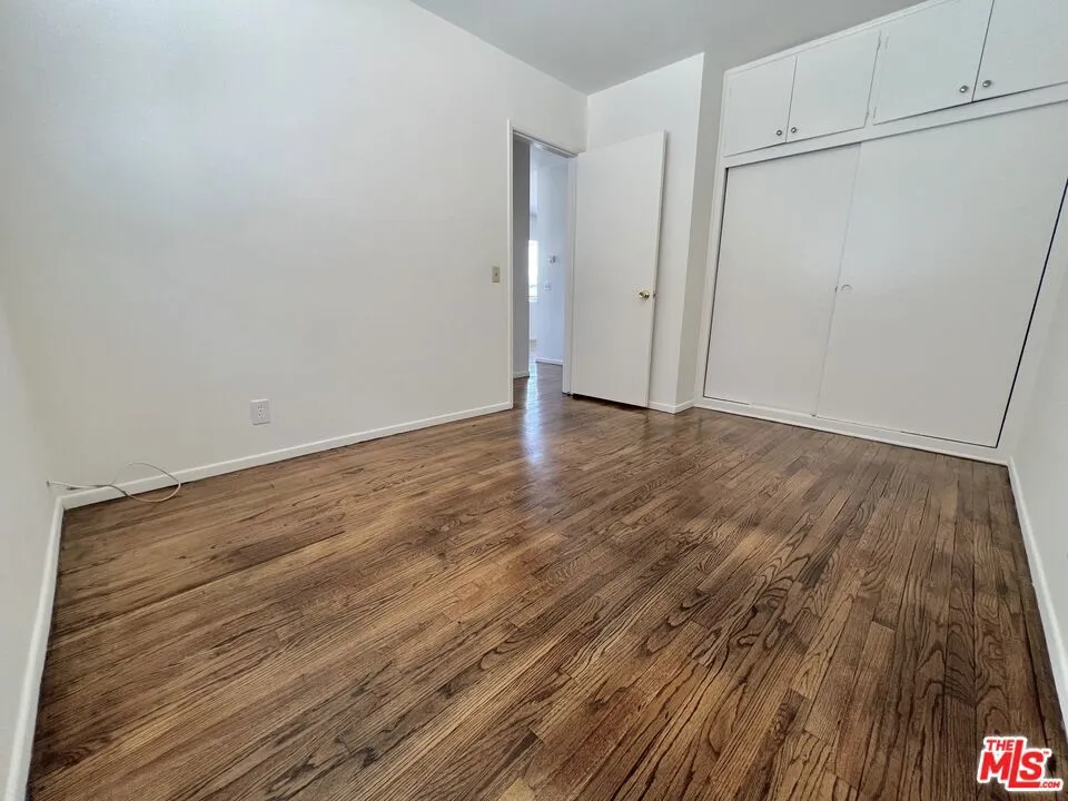 10303 Palms Boulevard #5 Los Angeles, CA 90034