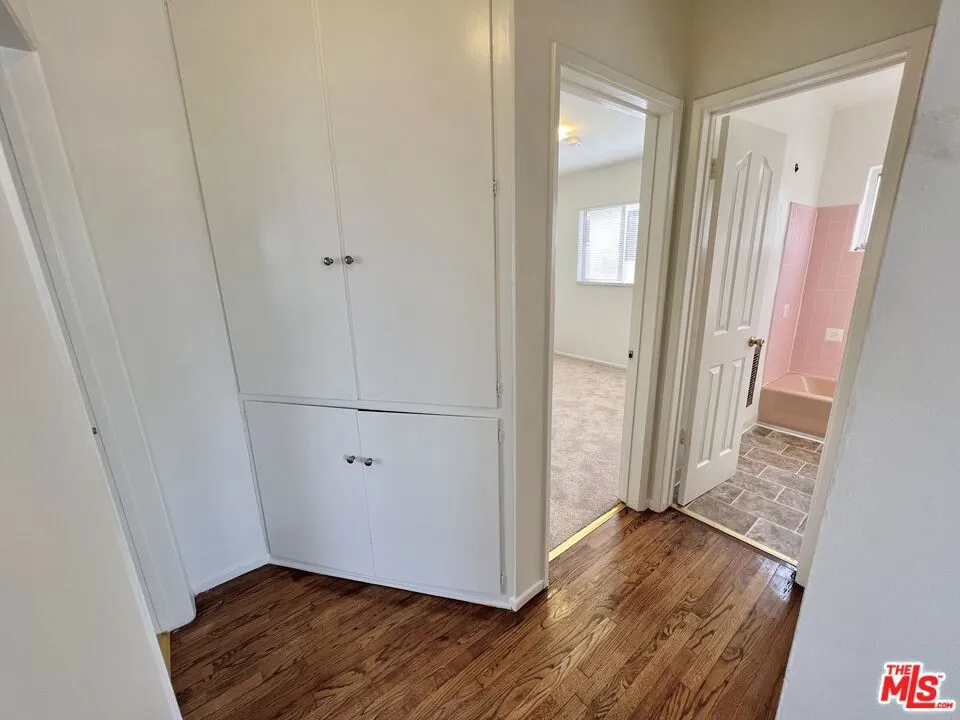 10303 Palms Boulevard #5 Los Angeles, CA 90034