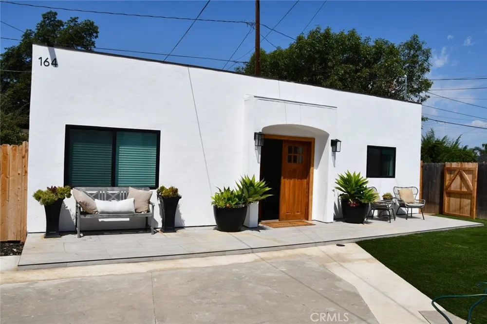 164 S Citrus Orange, CA 92868