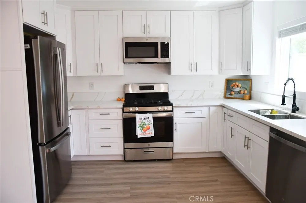 164 S Citrus Orange, CA 92868
