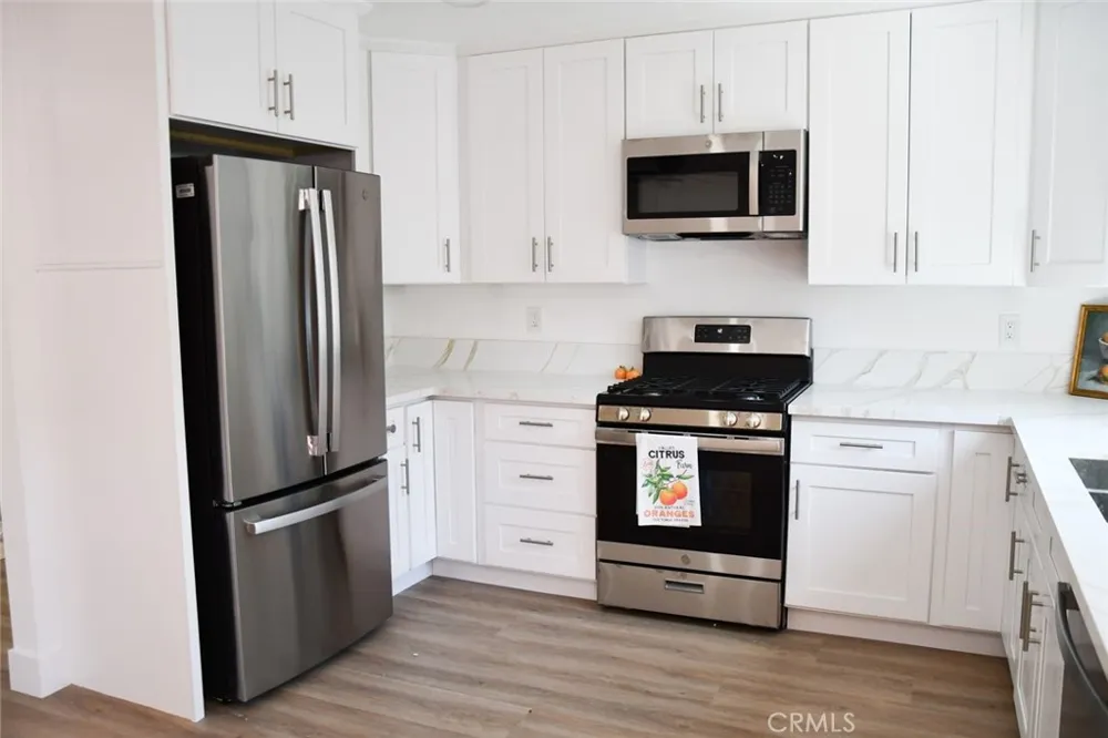 164 S Citrus Orange, CA 92868