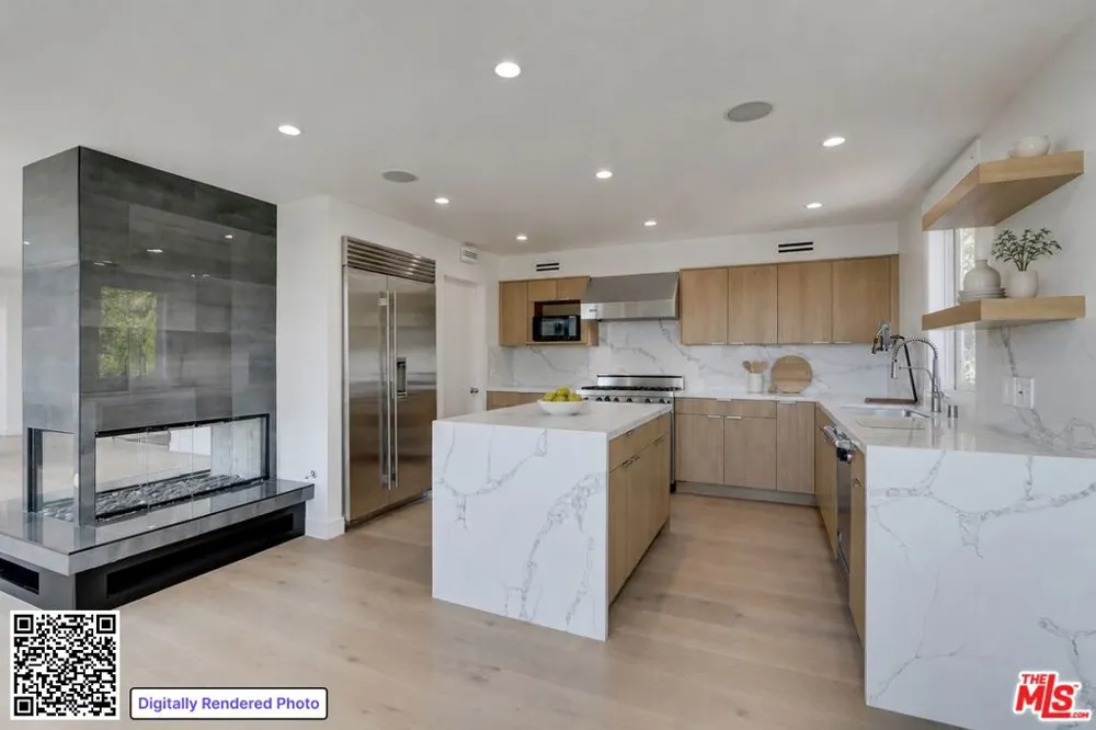 8528 Hillside Avenue Los Angeles, CA 90069