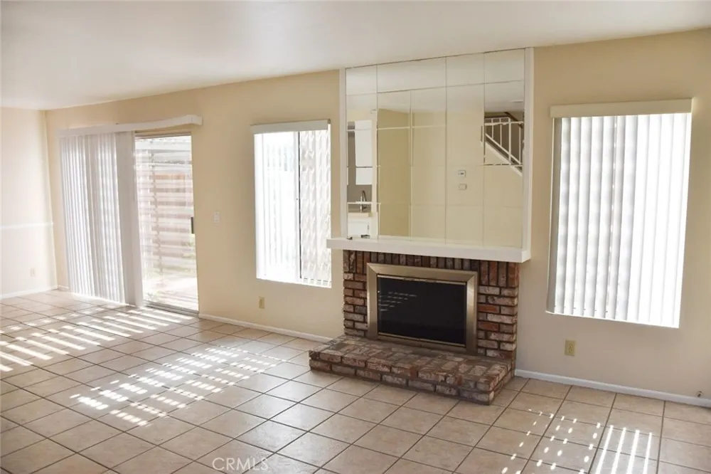 630 W Palm #41 Orange, CA 92868