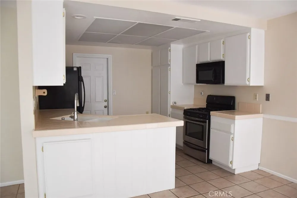 630 W Palm #41 Orange, CA 92868