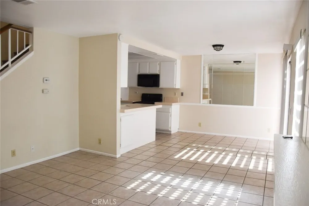 630 W Palm #41 Orange, CA 92868