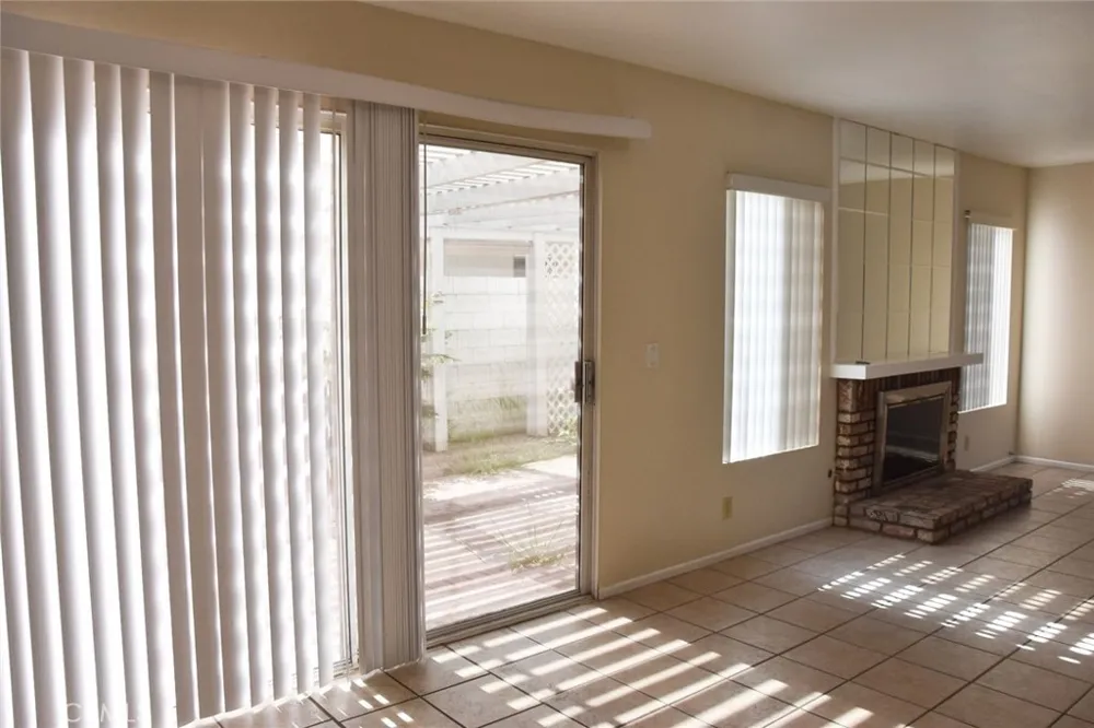 630 W Palm #41 Orange, CA 92868