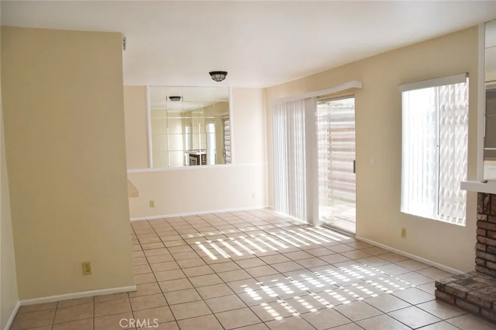 630 W Palm #41 Orange, CA 92868
