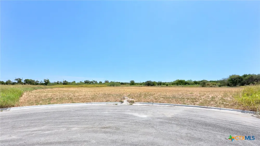 2062 Botts Drive Salado, TX 76571